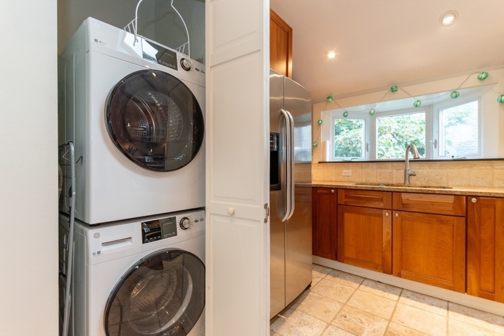 28 Holyoke Rd # 3