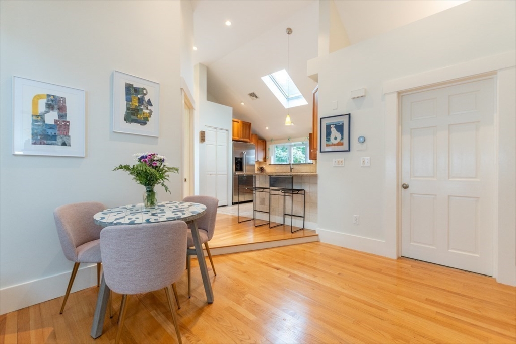 28 Holyoke Rd # 3