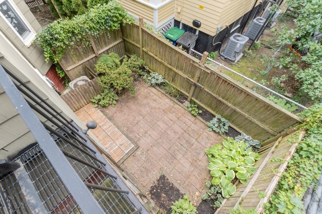 28 Holyoke Rd # 3