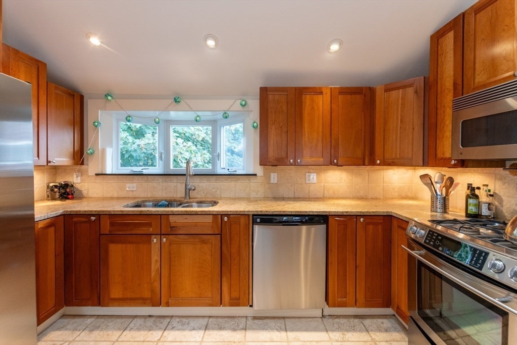 28 Holyoke Rd # 3