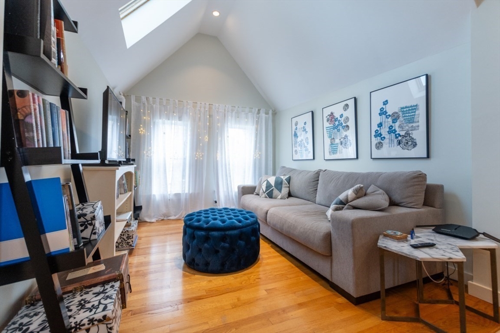 28 Holyoke Rd # 3