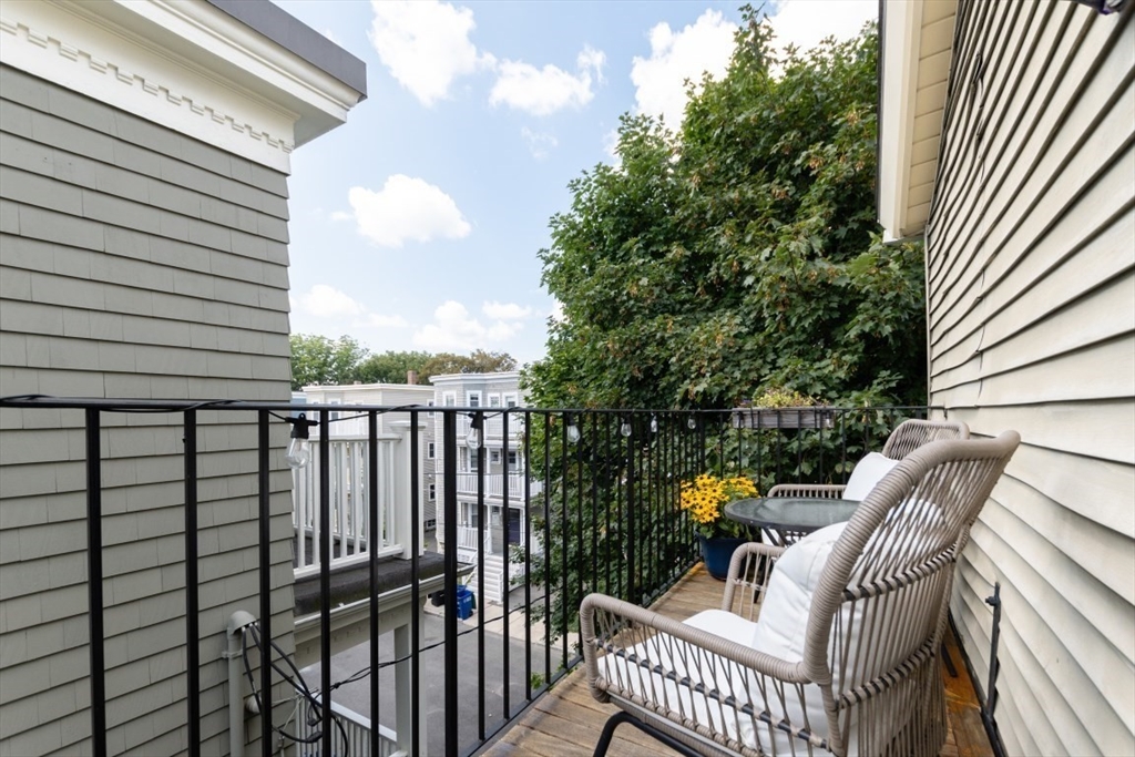 28 Holyoke Rd # 3