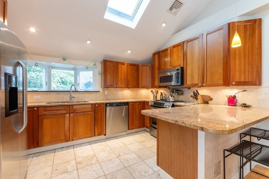 28 Holyoke Rd # 3