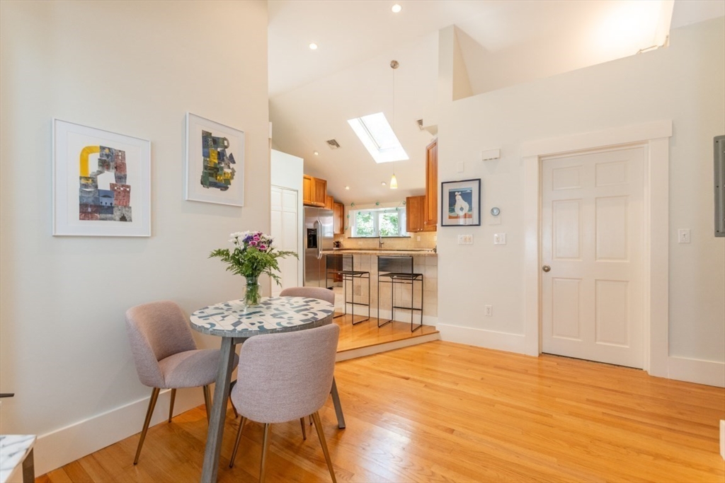 28 Holyoke Rd # 3