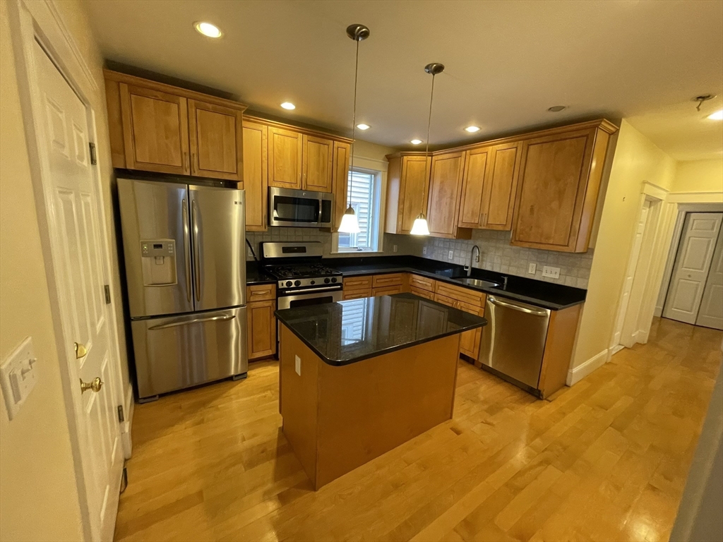 39 Calvin St # 2