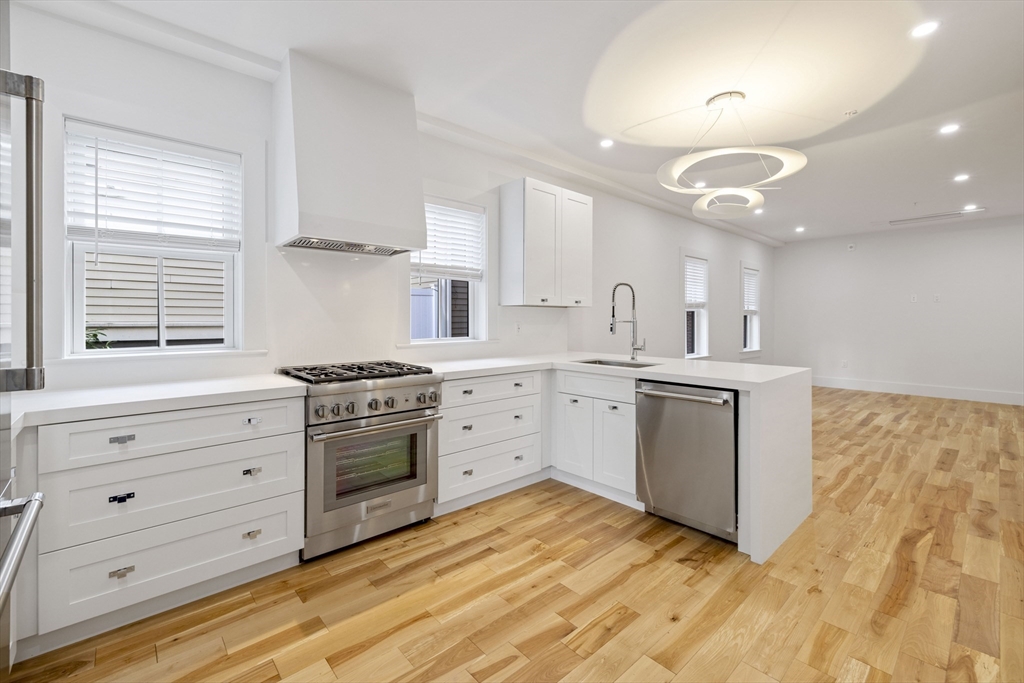 131 Spring St # 2 Unit: #2