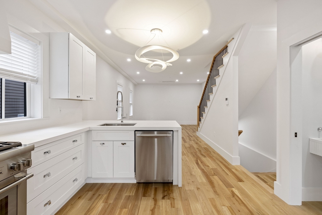 131 Spring St # 2 Unit: #2