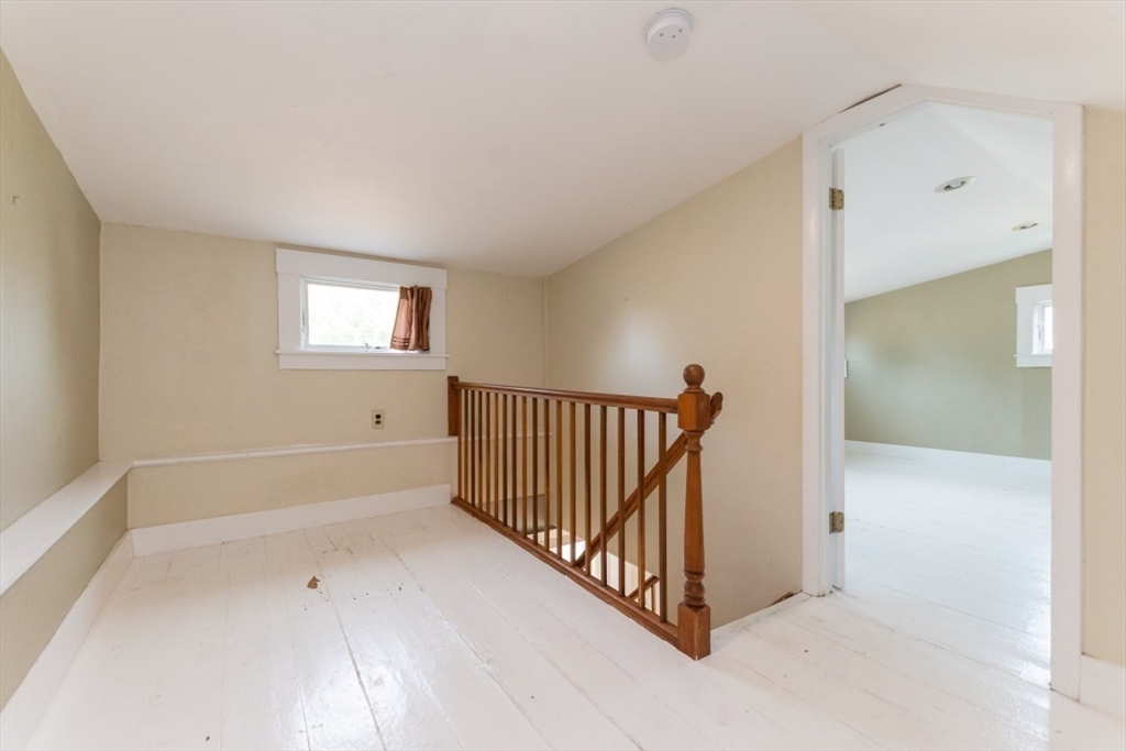 215 Norfolk St # 4