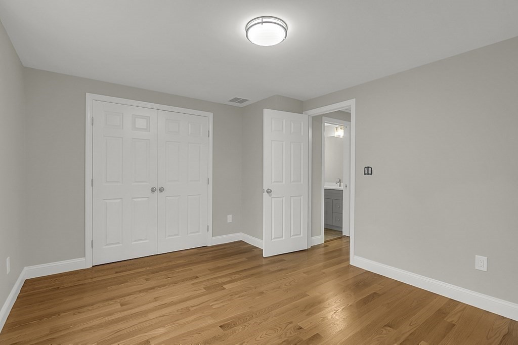 62/64 Elm Street # 64