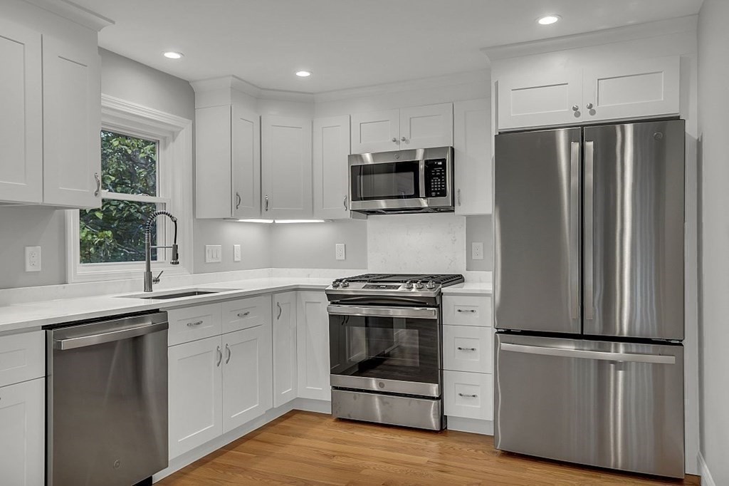 62/64 Elm Street # 64