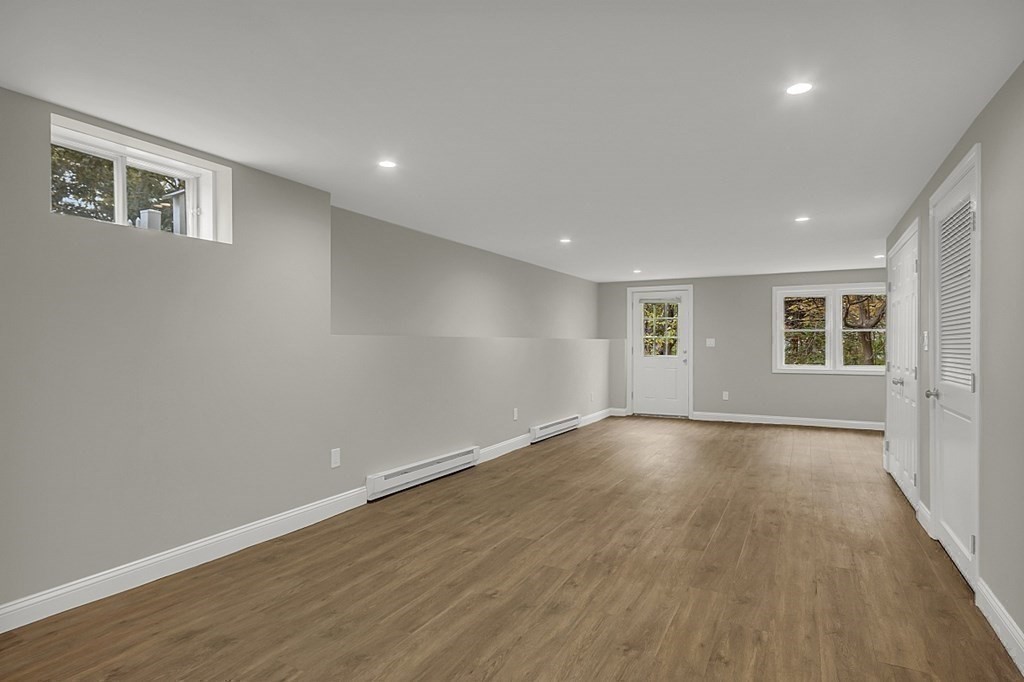 62/64 Elm Street # 64