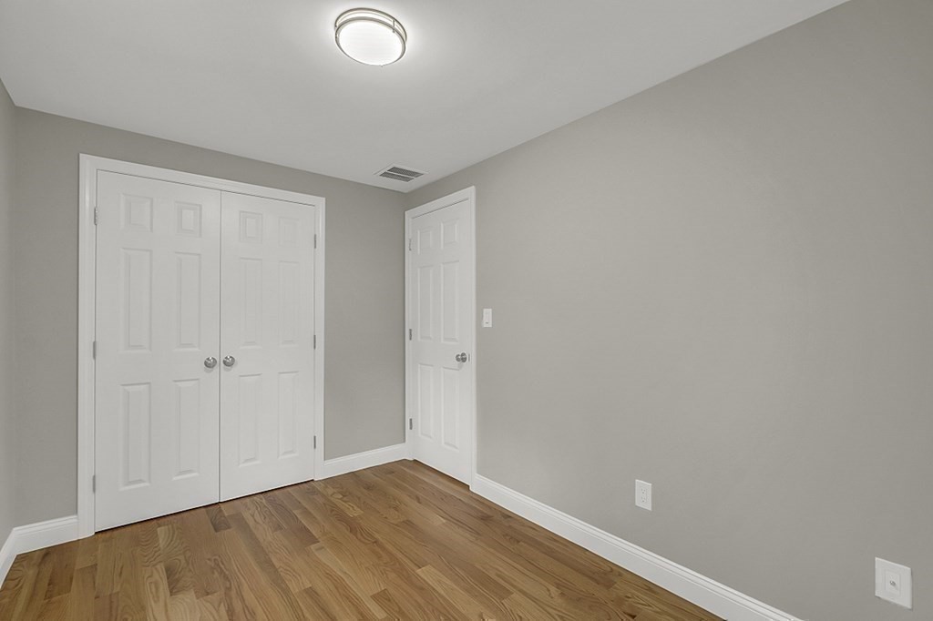62/64 Elm Street # 64