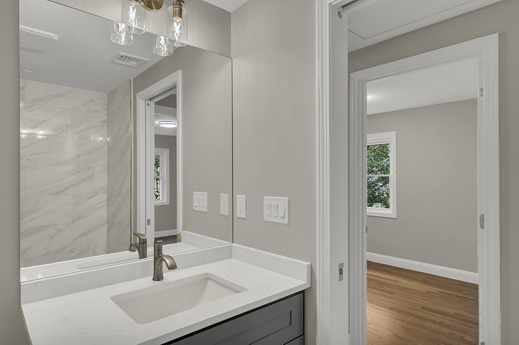 62/64 Elm Street # 64