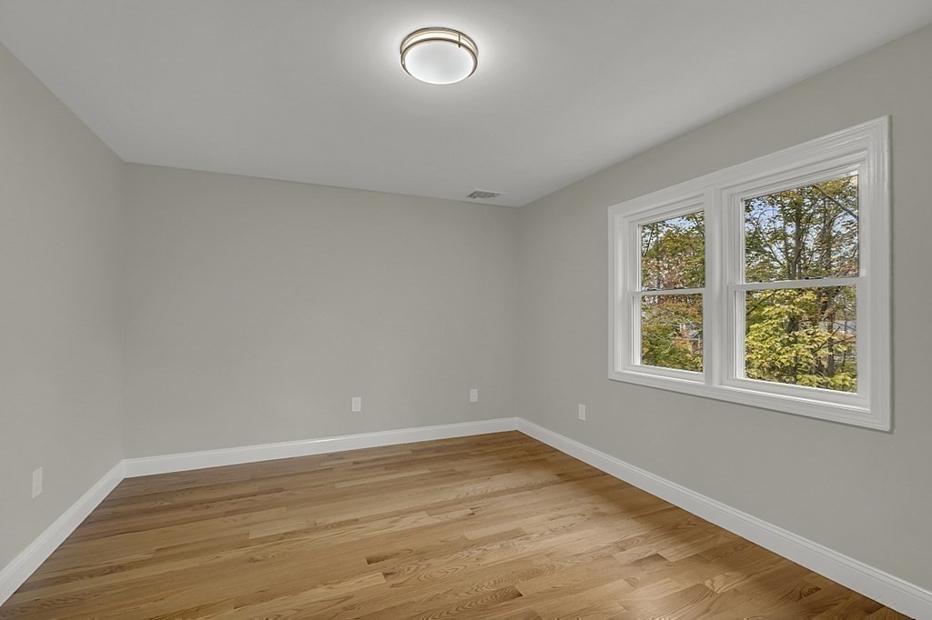 62/64 Elm Street # 64