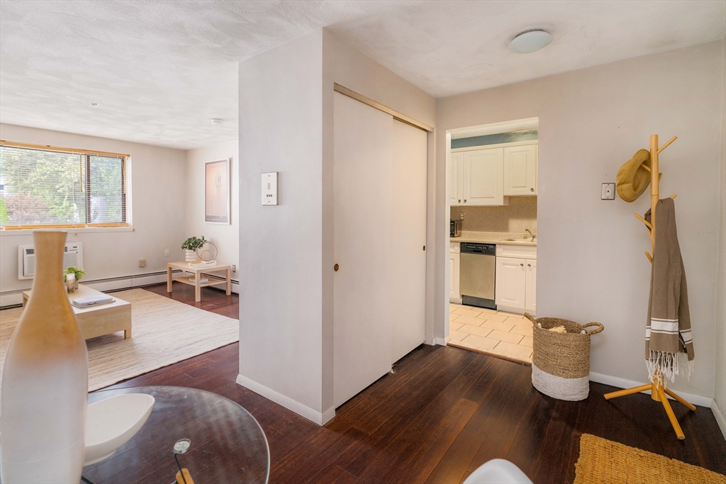 25 Linden Avenue # 23