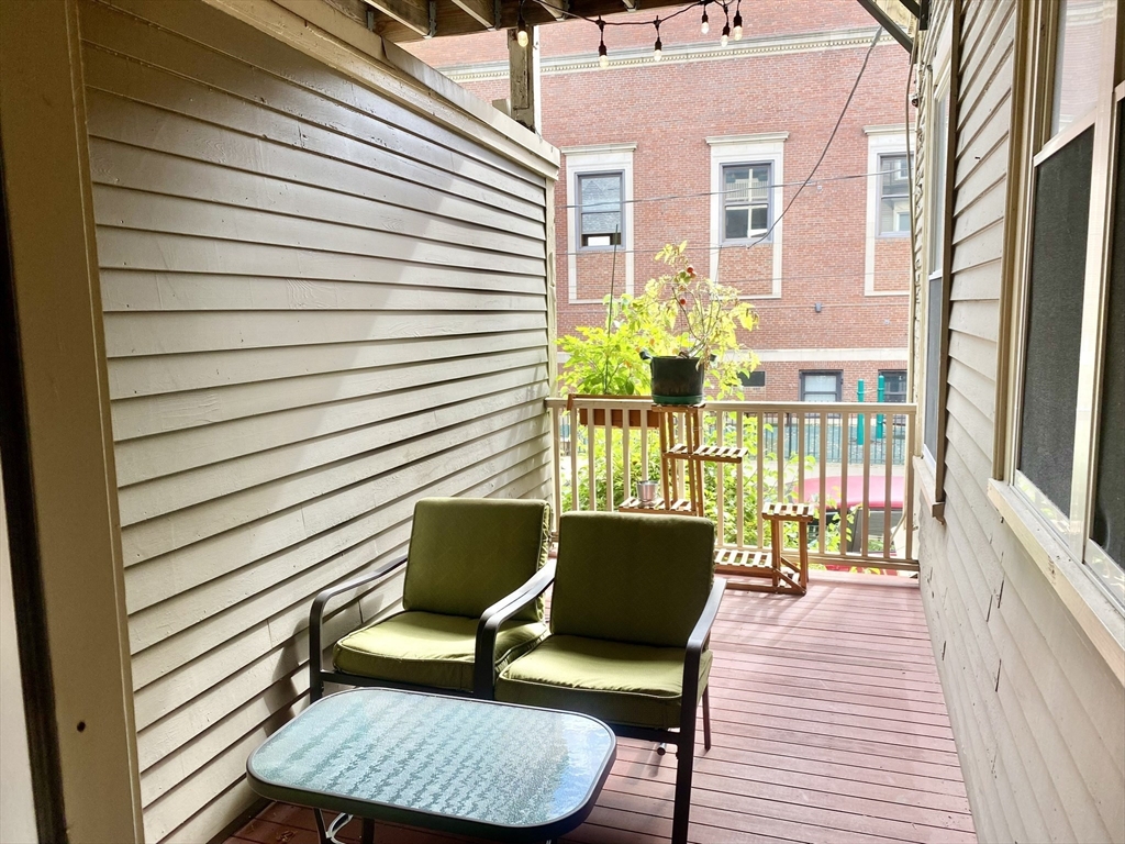 1 Fayette St # 1