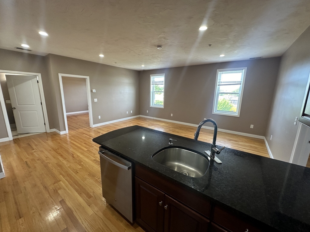 100 Fellsway West # 401