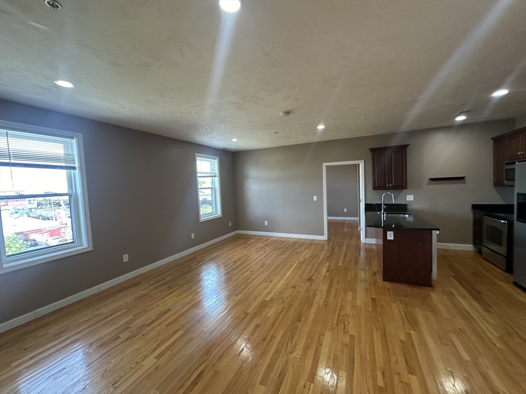 100 Fellsway West # 401