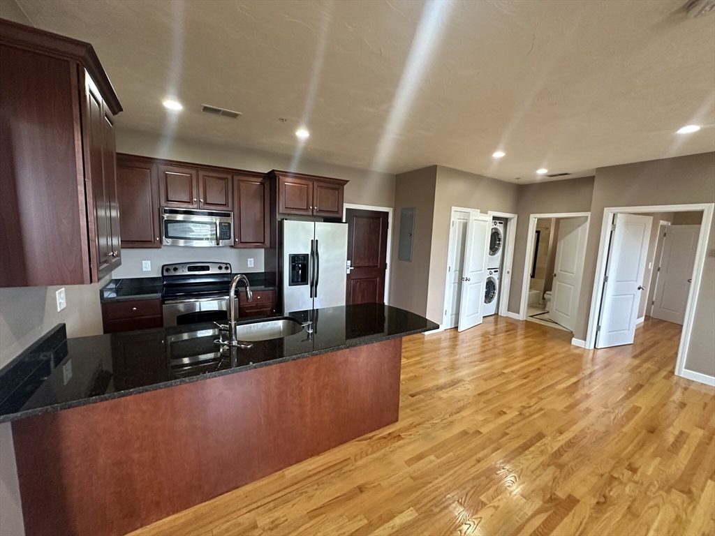 100 Fellsway West # 401