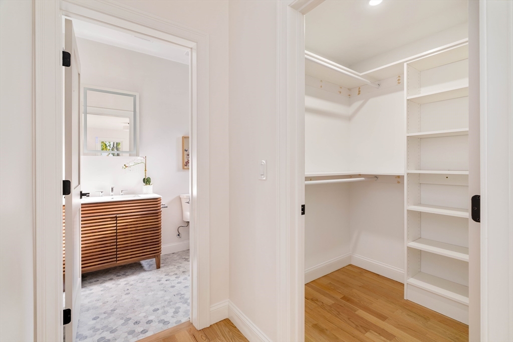 15 Ardent St # 2