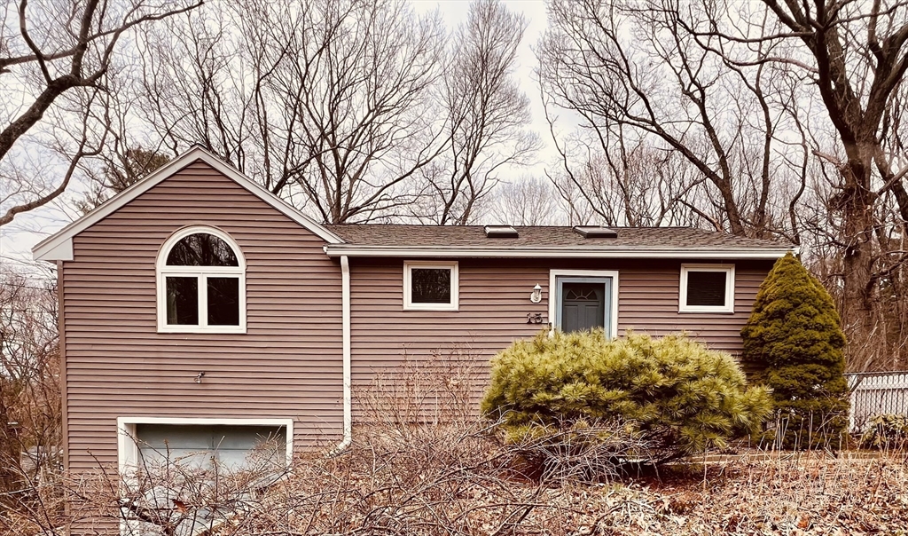 15 Amherst Rd
