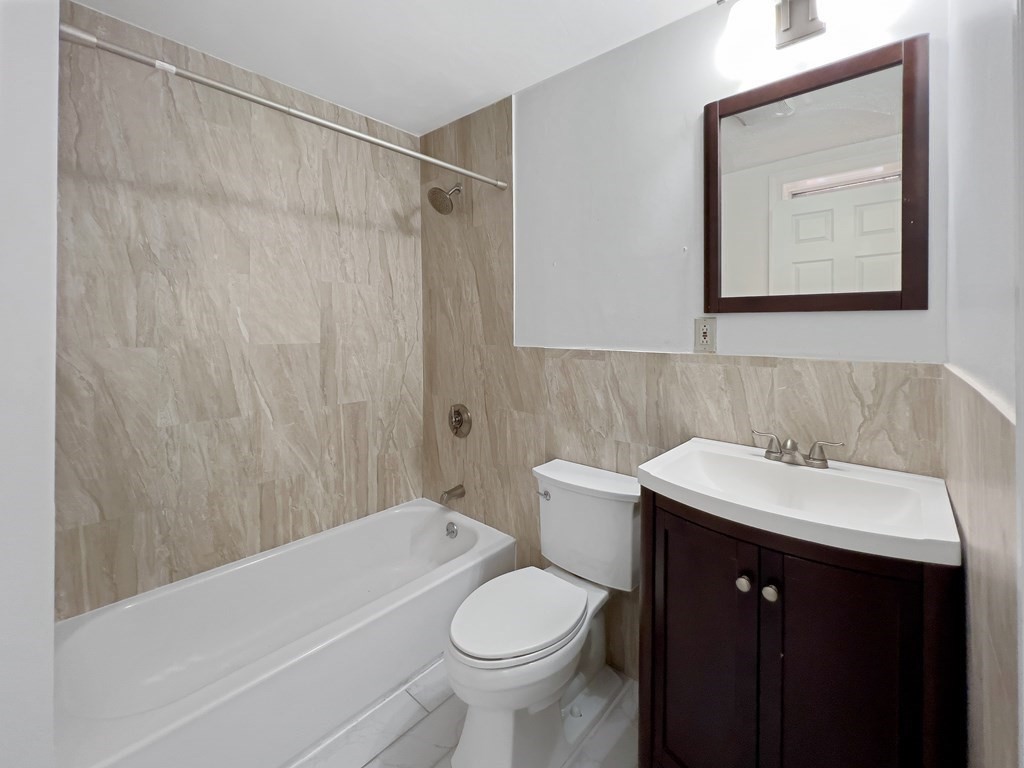 94 Winthrop Street # 2