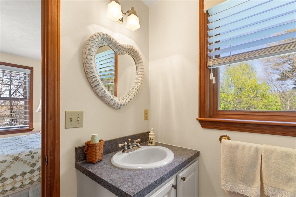 7 Leland Hill Rd