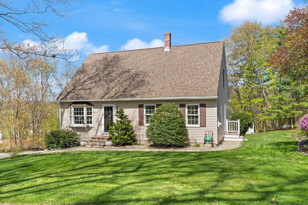 7 Leland Hill Rd