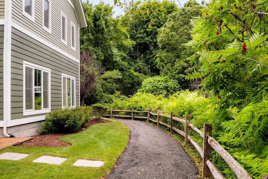 22 Blue Jay Cir # 22