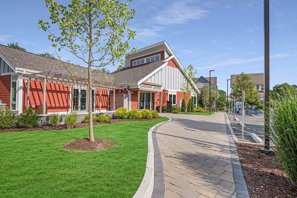 22 Blue Jay Cir # 22