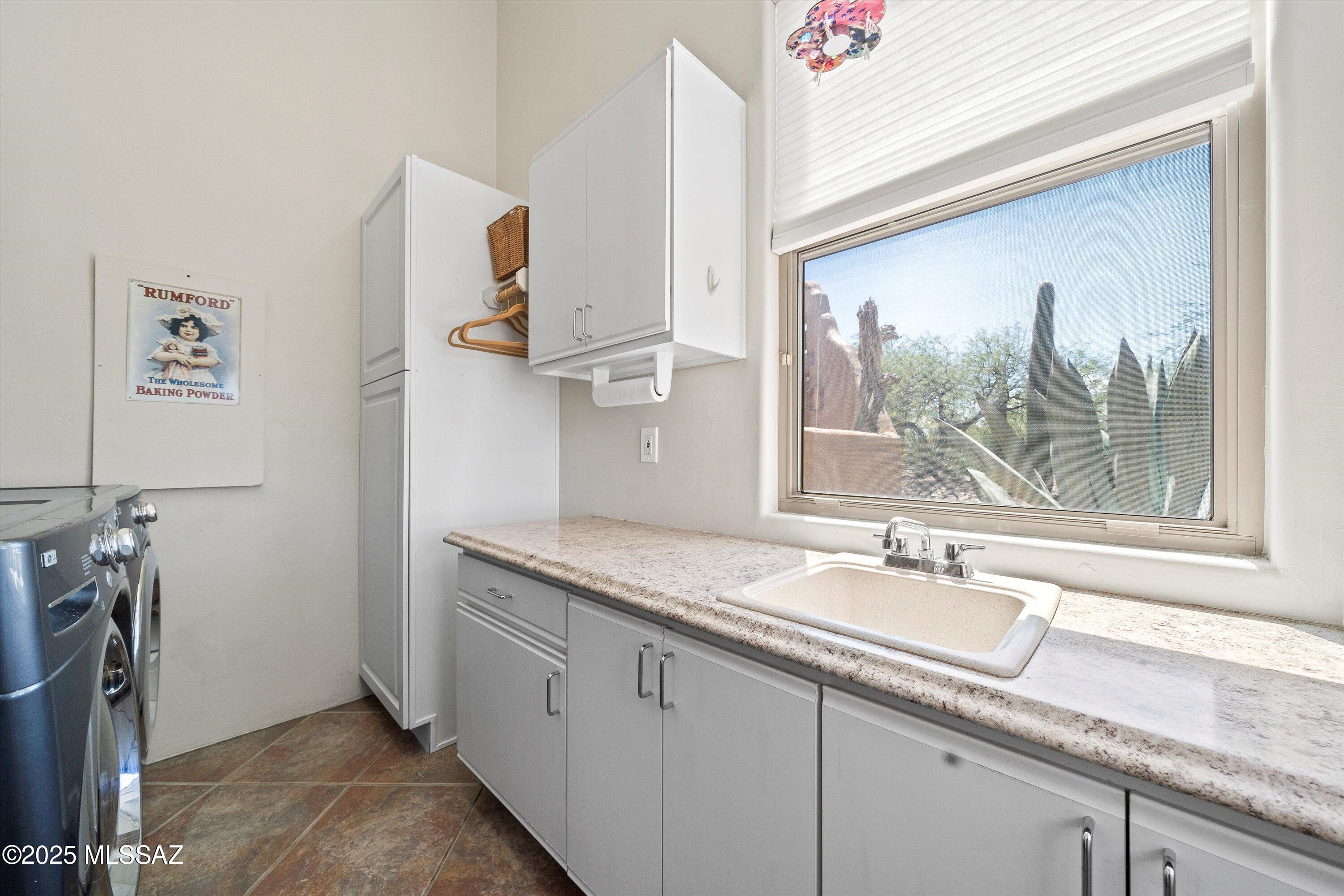 8639 S Triangle K Ranch Place