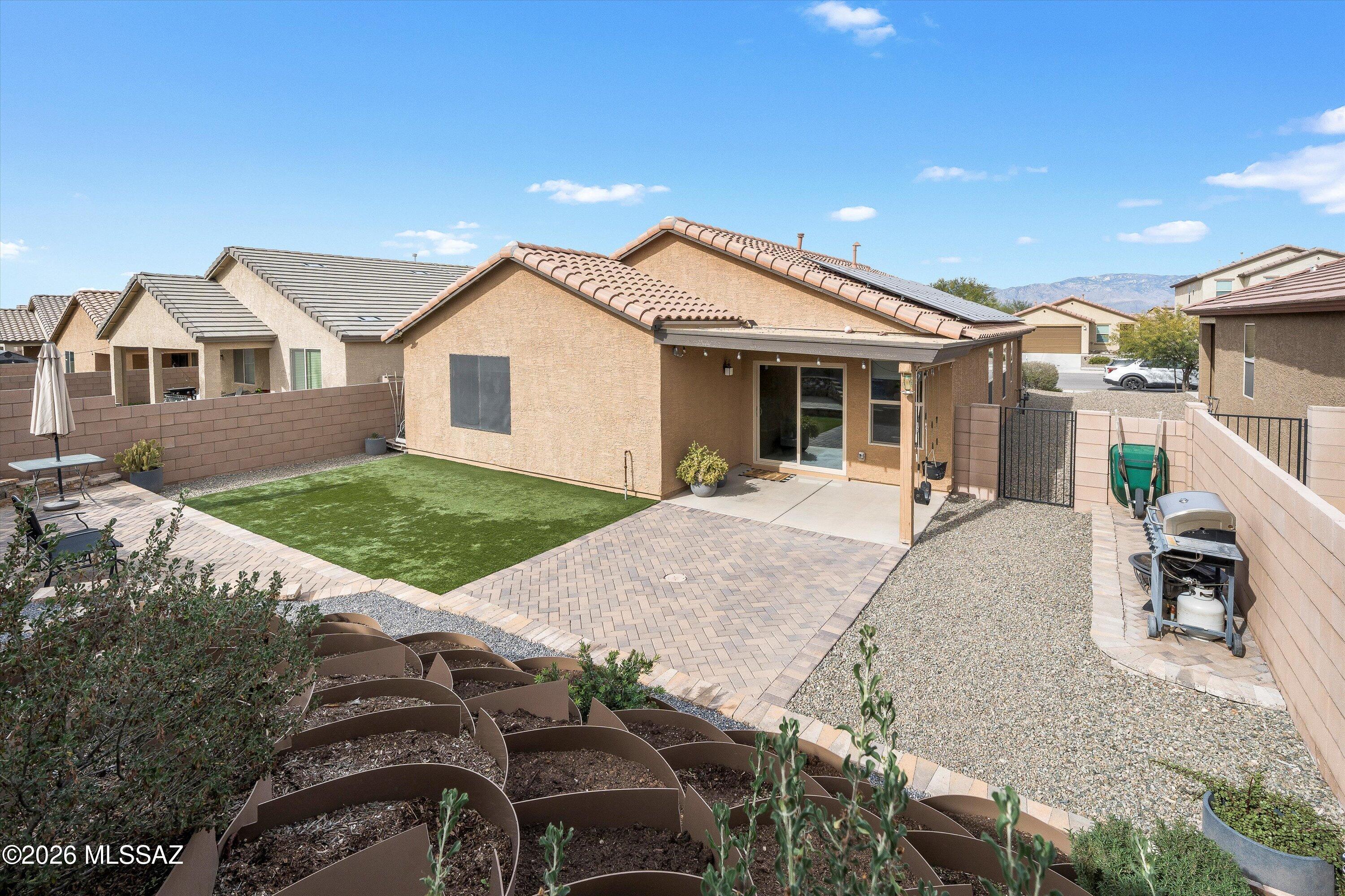 8770 E Stone Meadow Circle