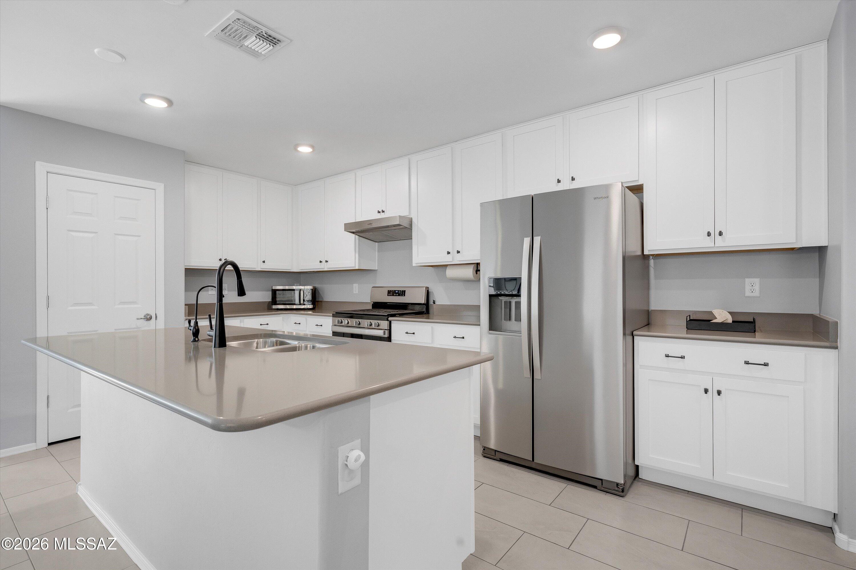 8770 E Stone Meadow Circle