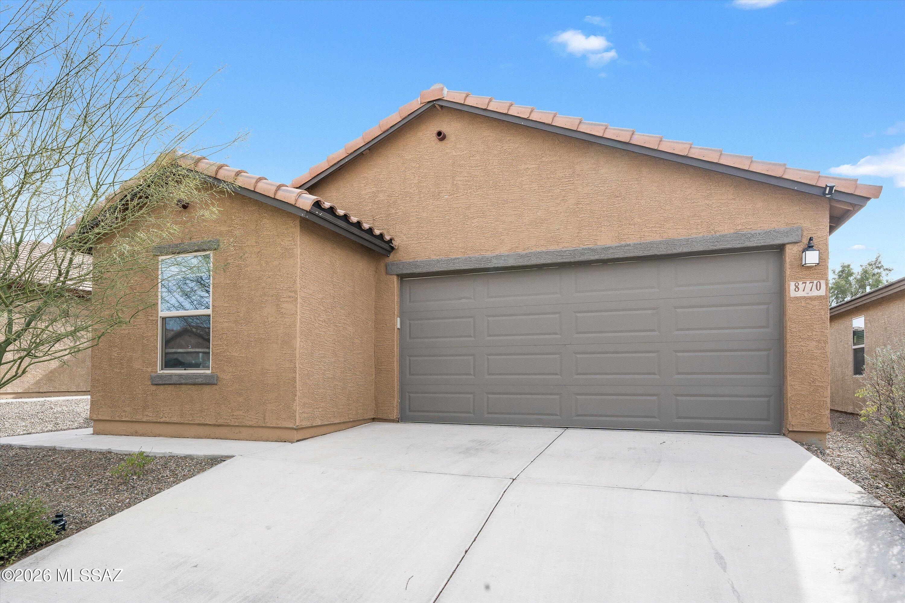 8770 E Stone Meadow Circle