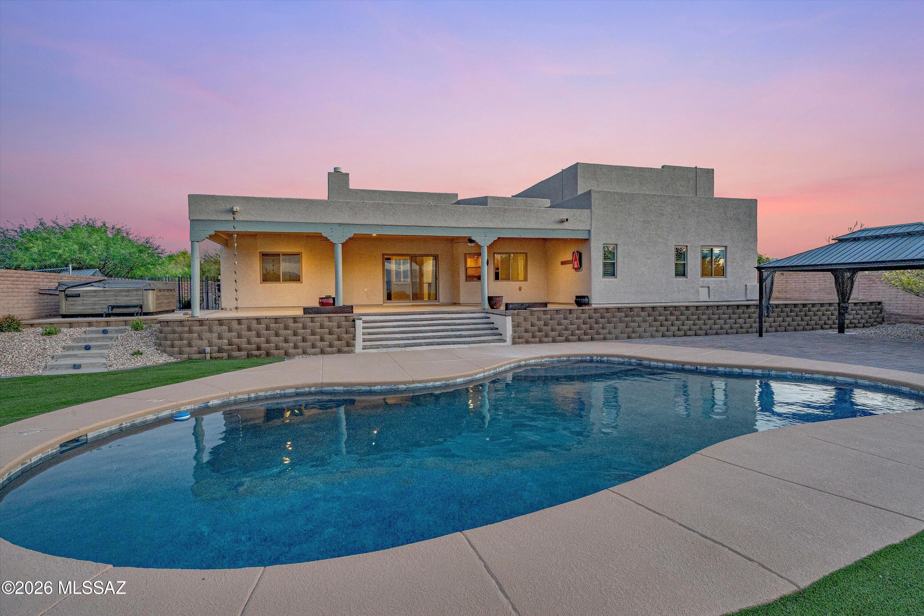 282 N Suntan Drive