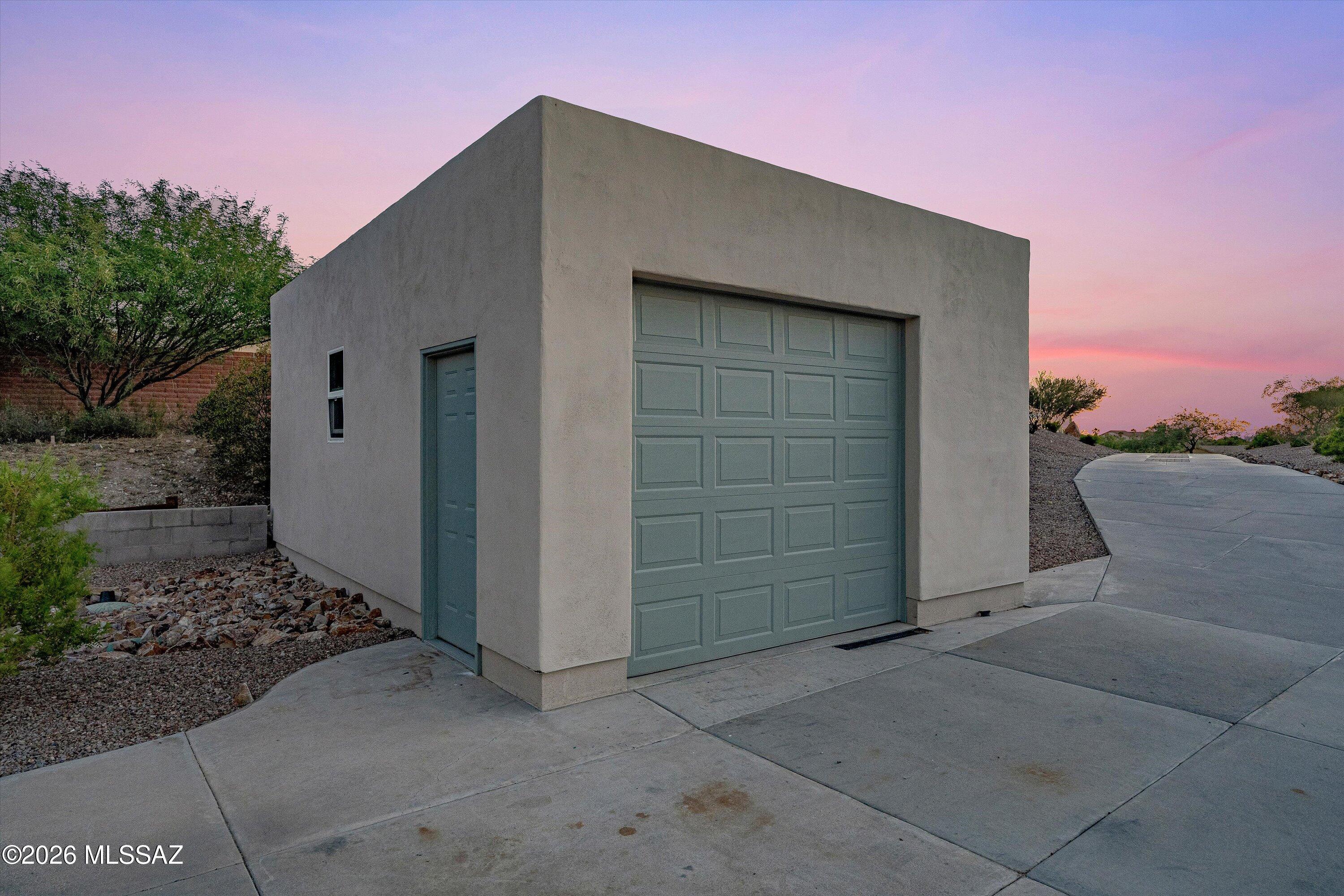 282 N Suntan Drive