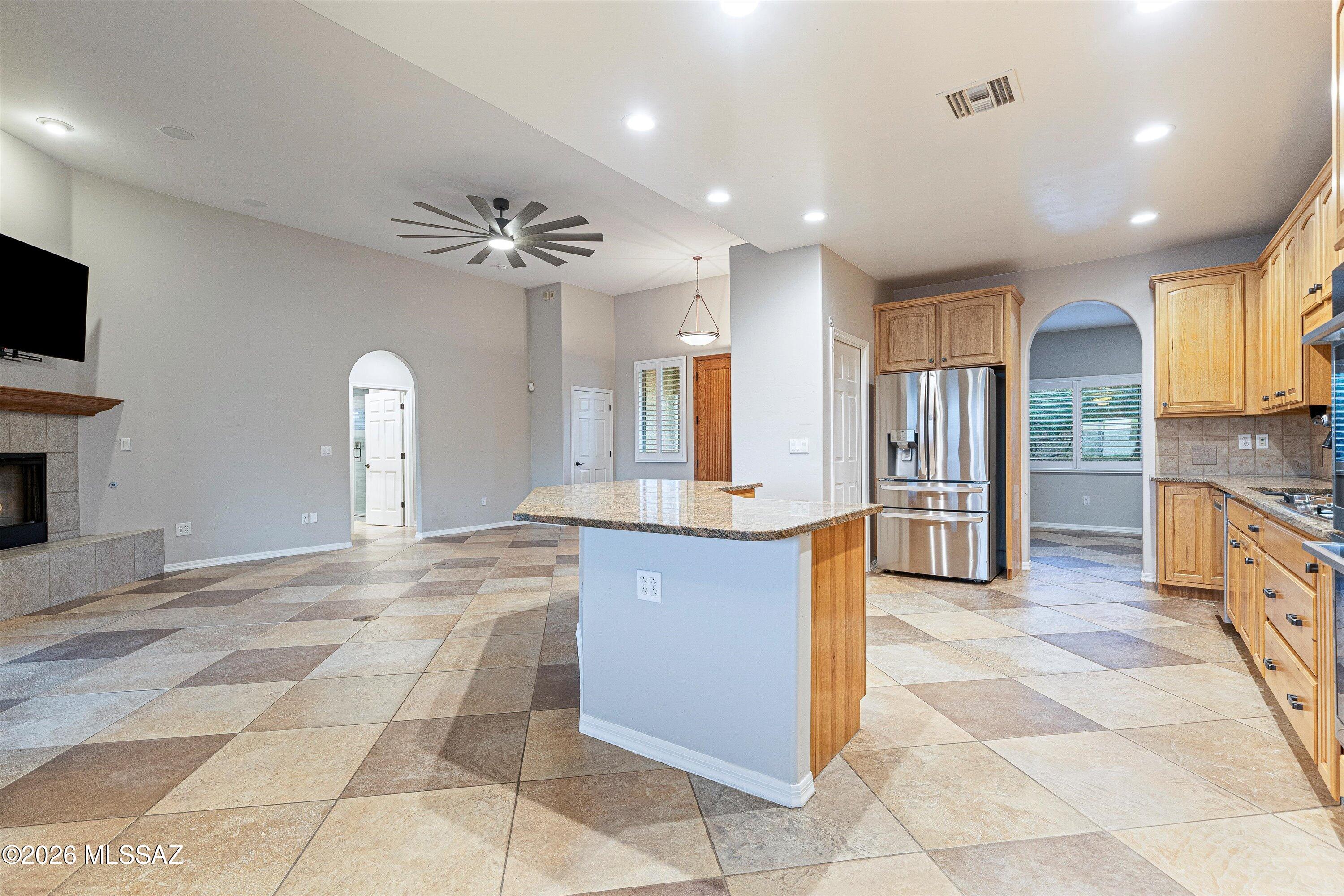 282 N Suntan Drive