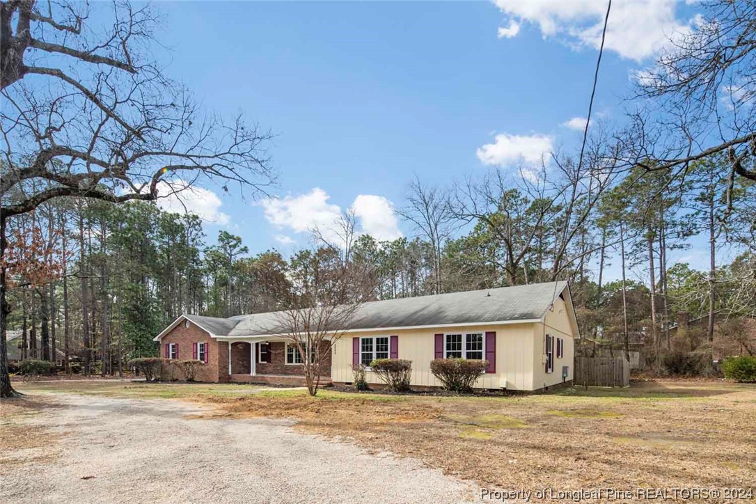 2002 Pinewood Terrace