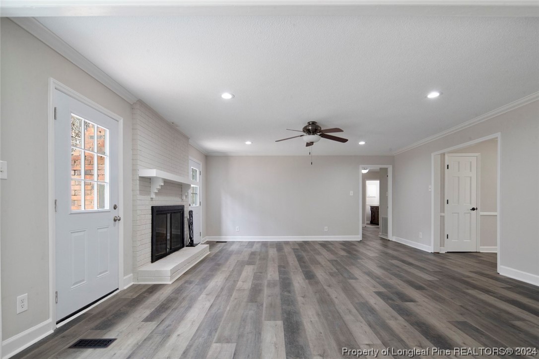 2002 Pinewood Terrace