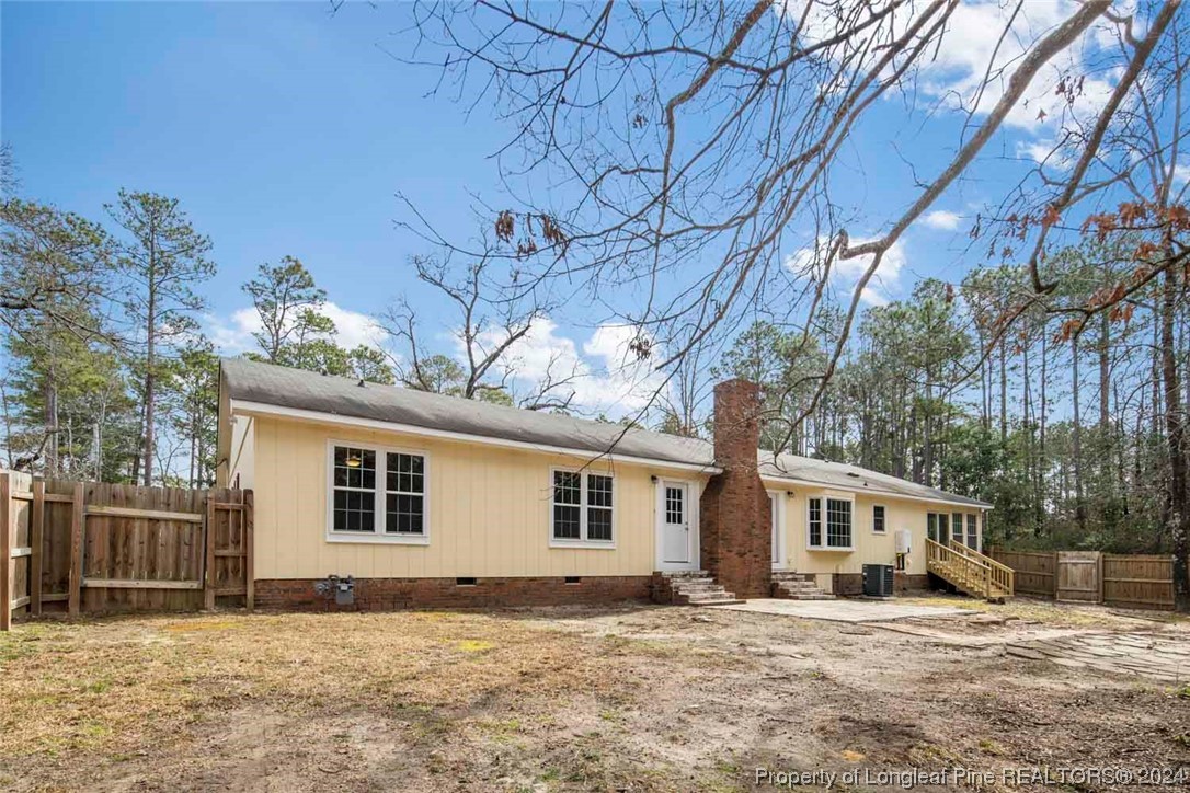 2002 Pinewood Terrace