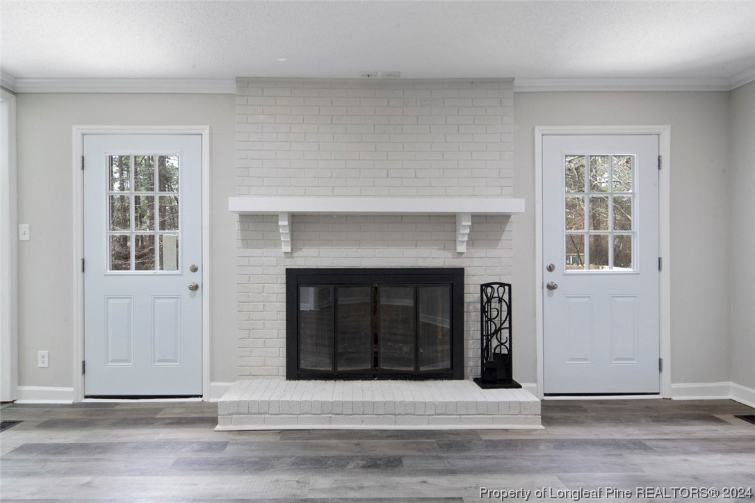 2002 Pinewood Terrace