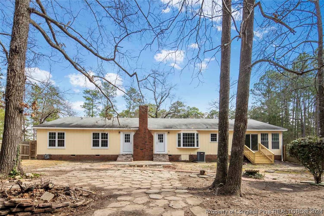 2002 Pinewood Terrace