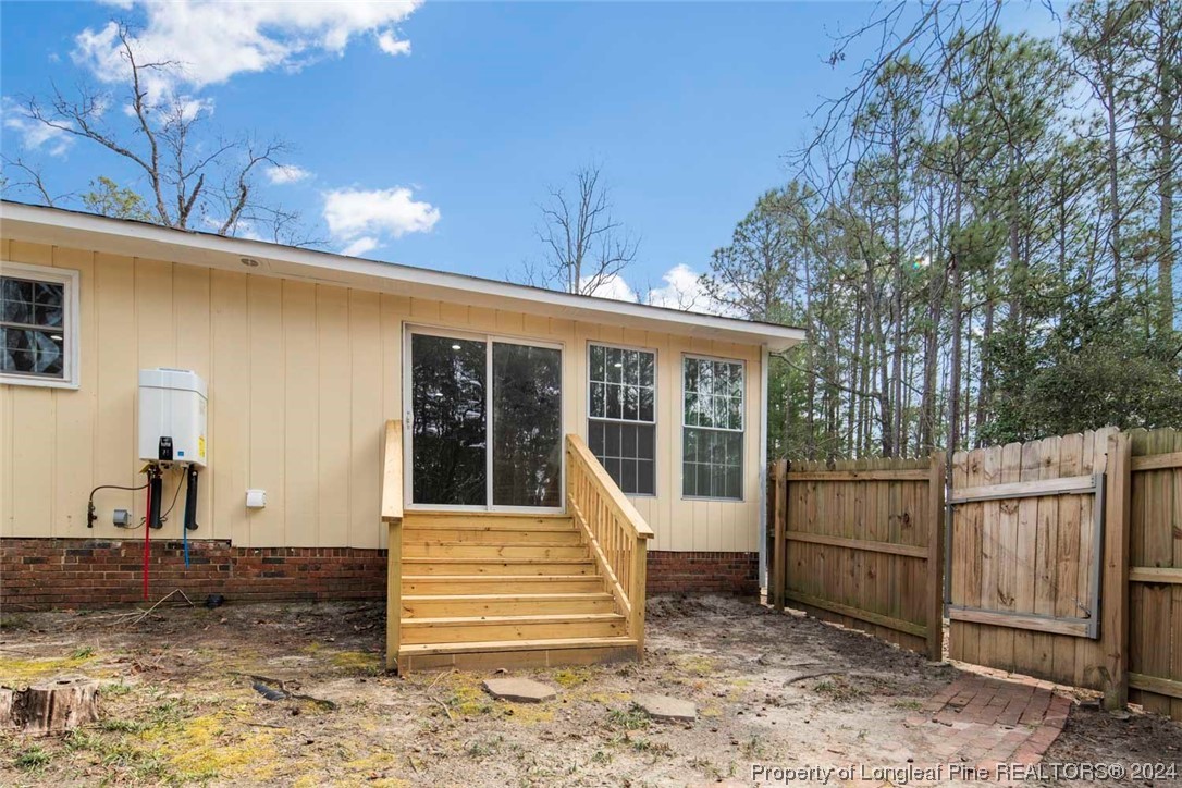 2002 Pinewood Terrace