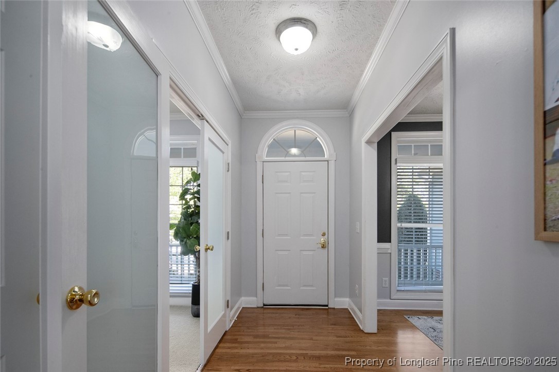 6826 Surrey Road