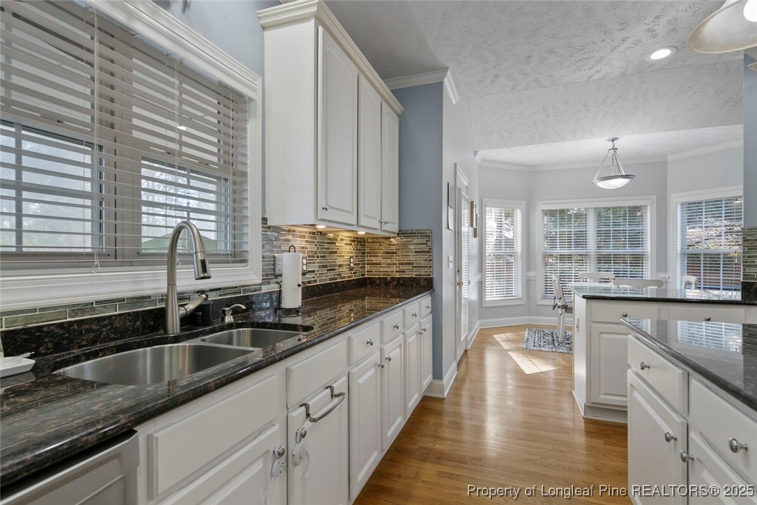 6826 Surrey Road