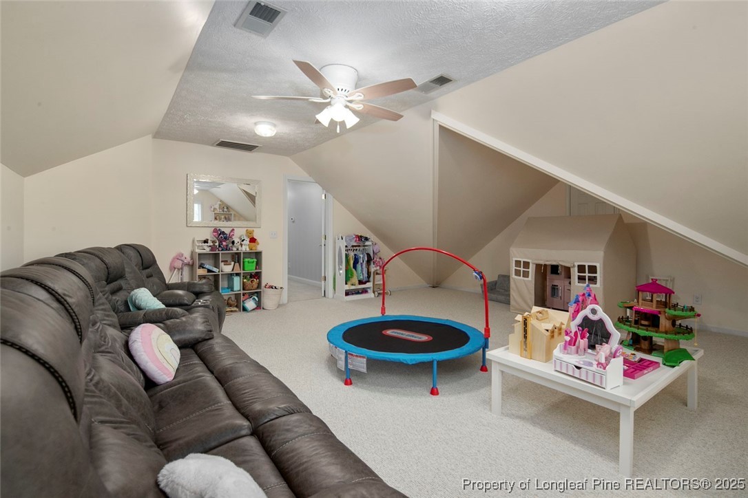 6826 Surrey Road