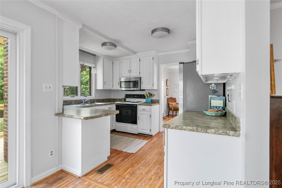 3561 Hastings Drive