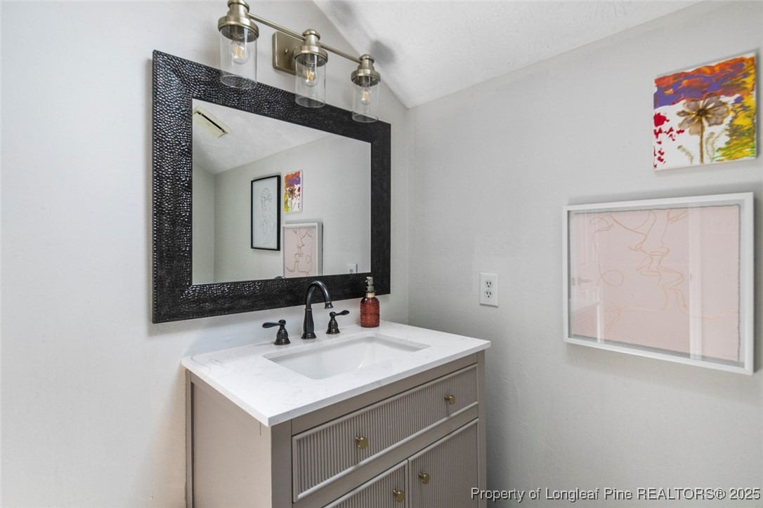 3561 Hastings Drive