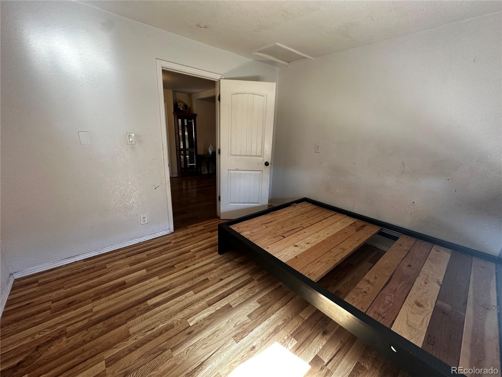 212 Knox Court