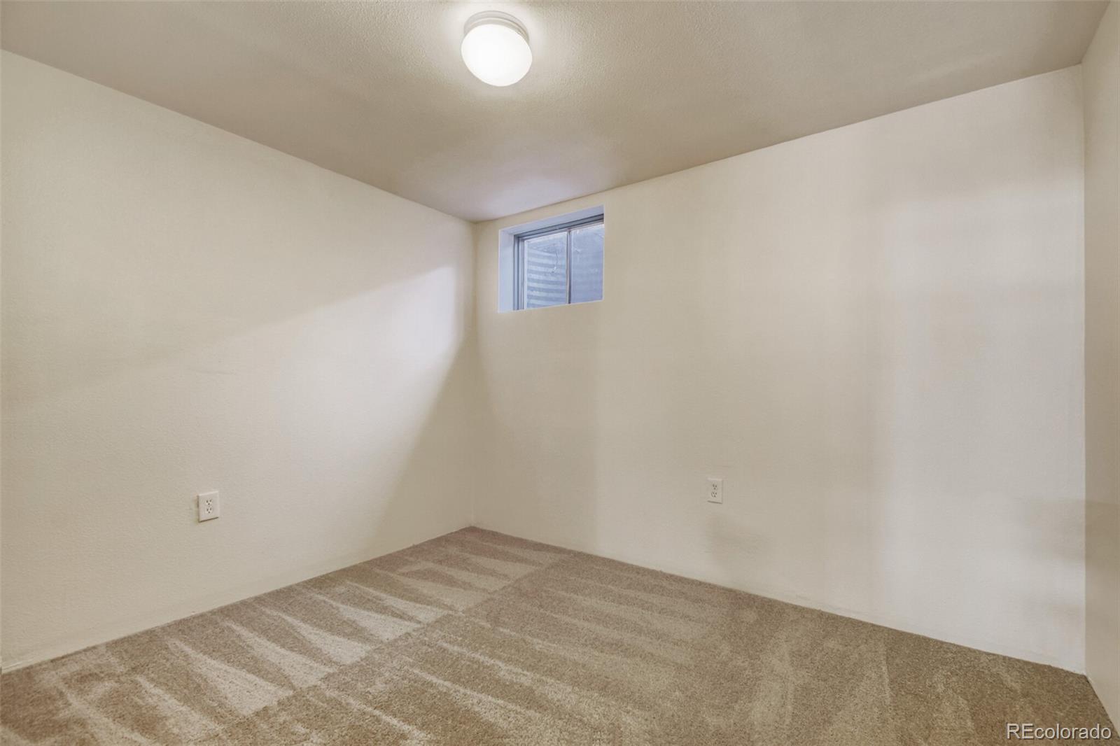 12646 W Virginia Avenue